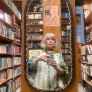 Meet your Posher, Constance